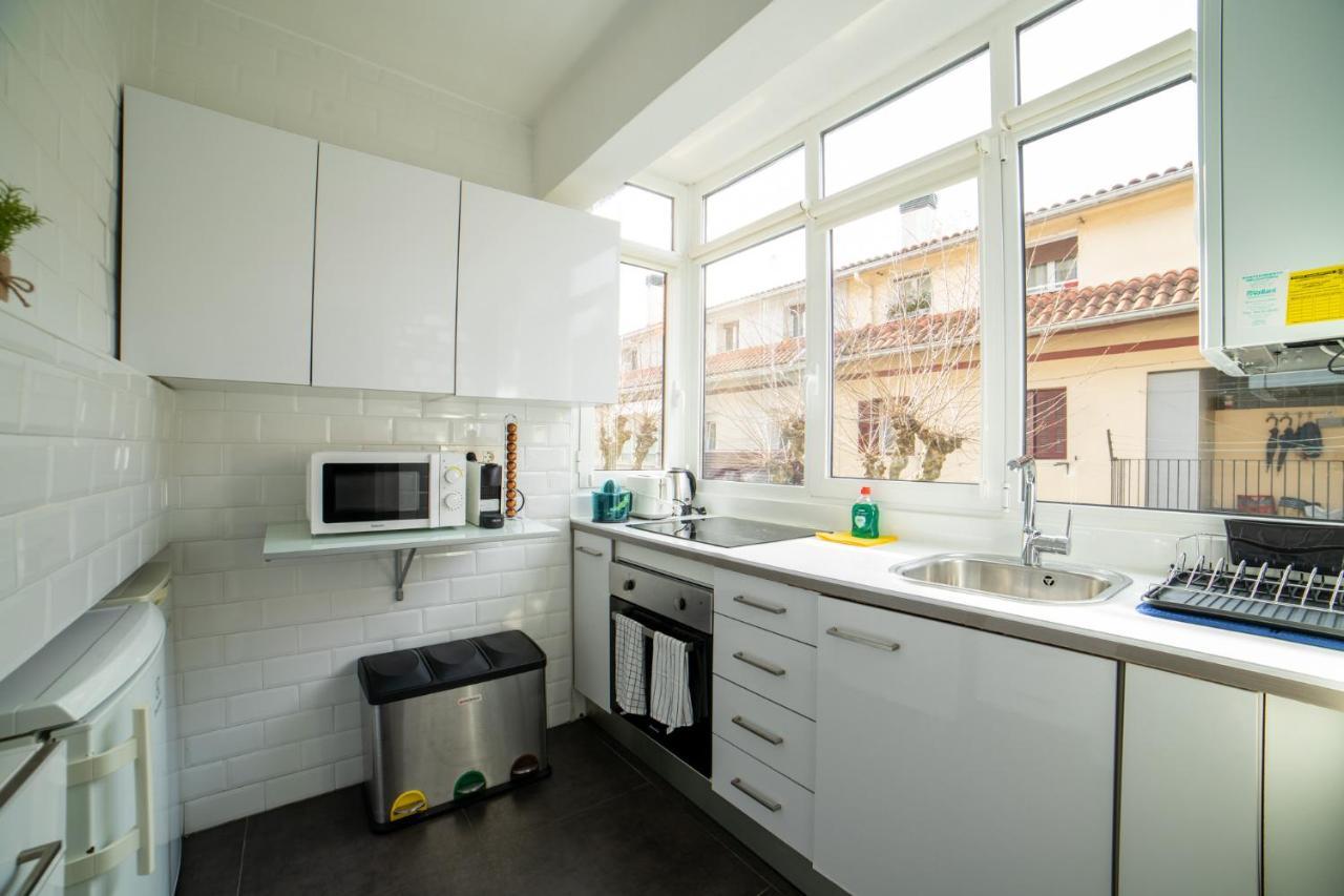 סן סבסטיאן Charming Sweet Rio Deba Apartment By Cisan Rentals מראה חיצוני תמונה